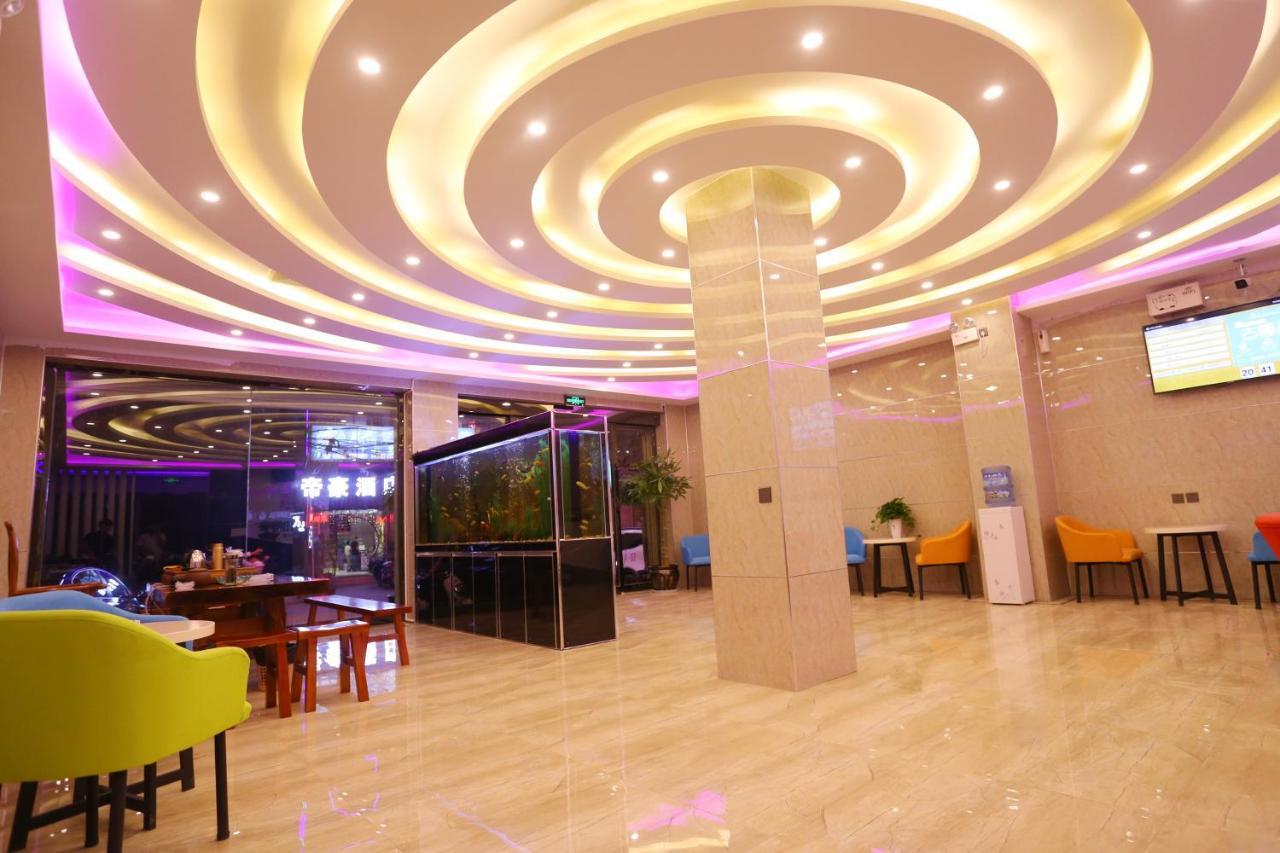 Kunming Mengda Holiday Hotel ภายนอก รูปภาพ